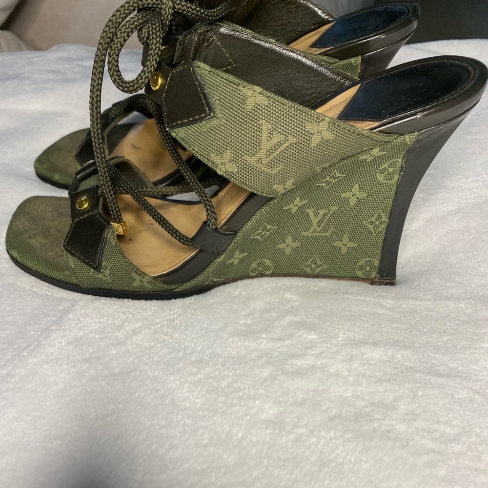 Authentic Louis Vuitton Wedge sole Sandals